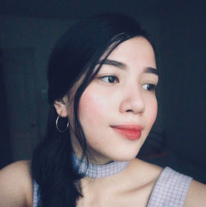 Meet your Posher, Carmela